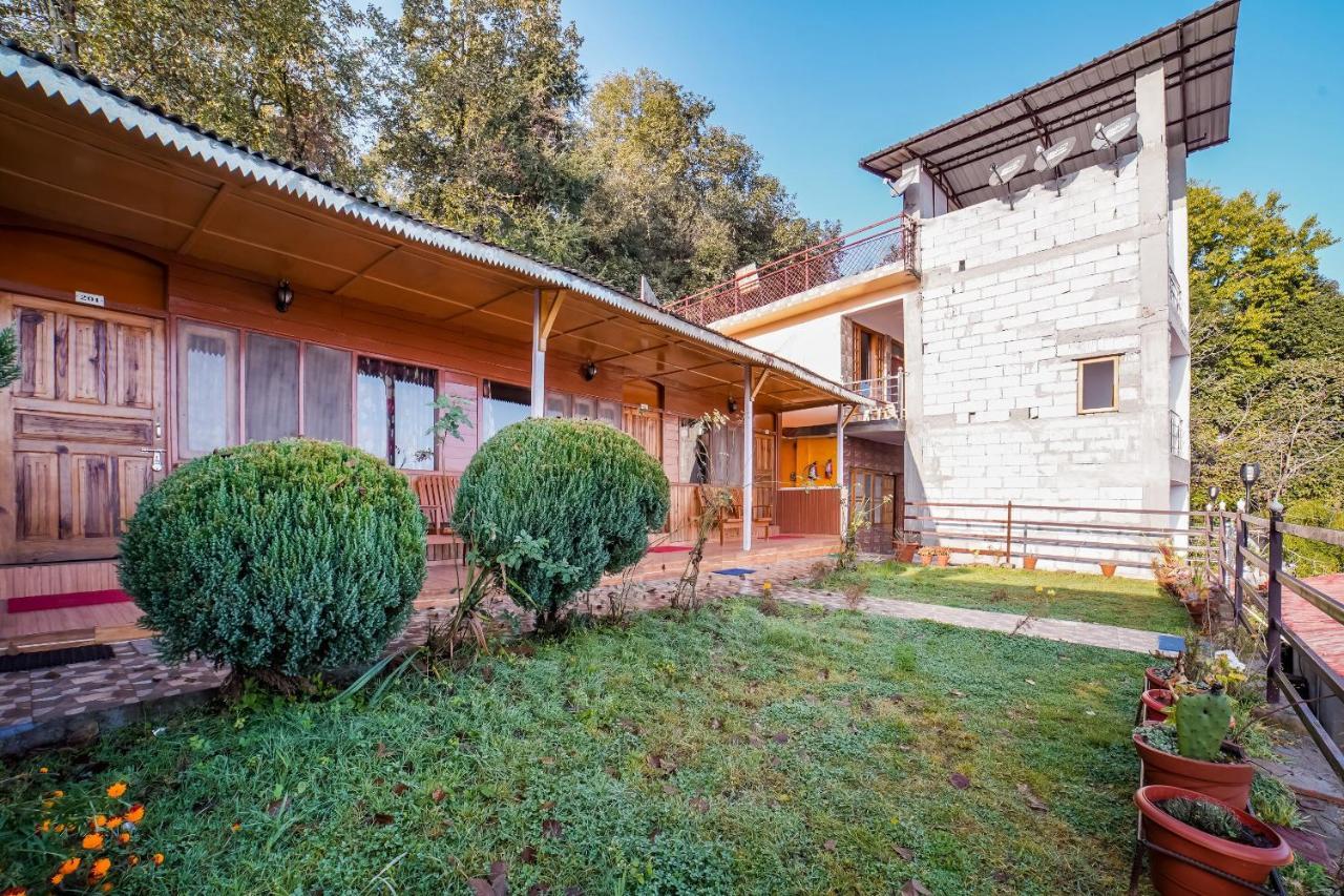 Capital O 47240 Hotel Blossom Resort Kausani Bagian luar foto