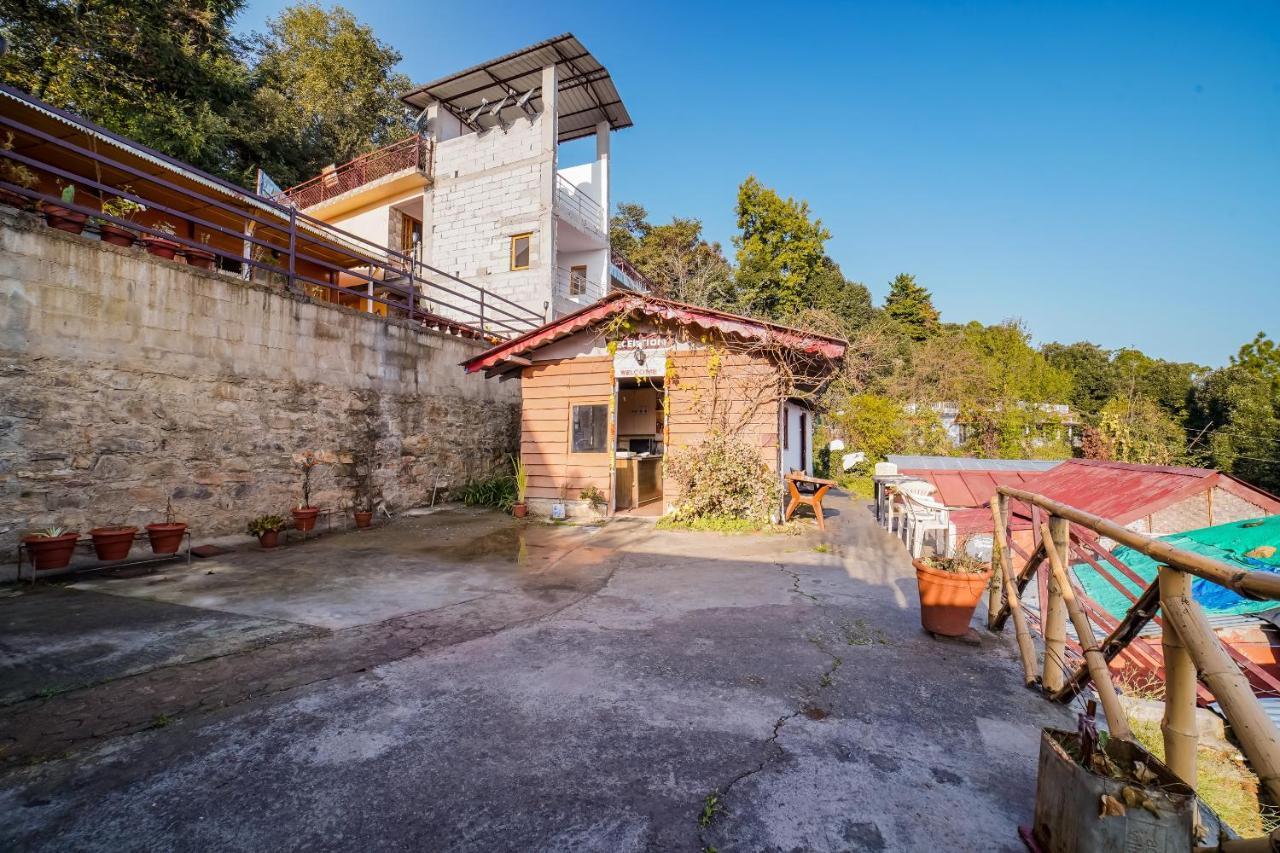 Capital O 47240 Hotel Blossom Resort Kausani Bagian luar foto